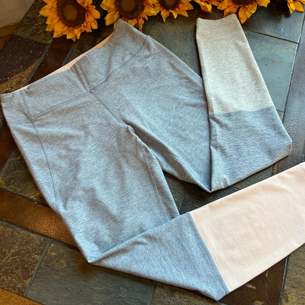 Outdoor Voices 7/8 Dipped Leggings - Picture 3 of 13
